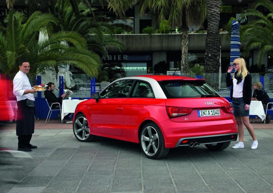  Audi A1 TFSI 2010 года  (фото 9 из 29)